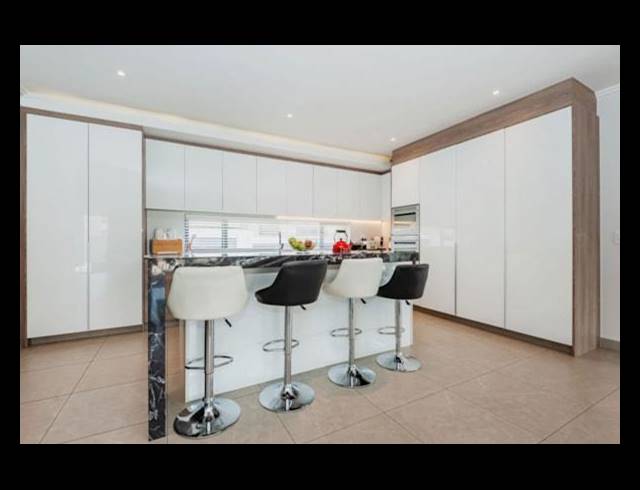 5 BEDROOM HOUSE FOR SALE IN ASPEN HILLS